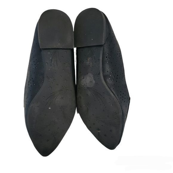 Maurices black suede flats pointed toe perforated size 7M - Picture 2 of 5